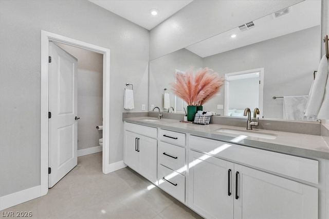 11905 Vector Ray Avenue, Las Vegas, NV 89138