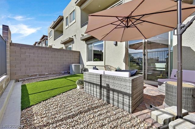 11905 Vector Ray Avenue, Las Vegas, NV 89138