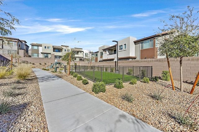 11905 Vector Ray Avenue, Las Vegas, NV 89138