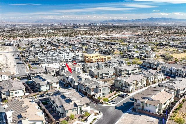 11905 Vector Ray Avenue, Las Vegas, NV 89138