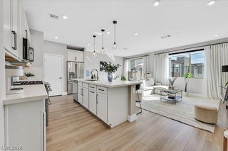 11905 Vector Ray Avenue, Las Vegas, NV 89138