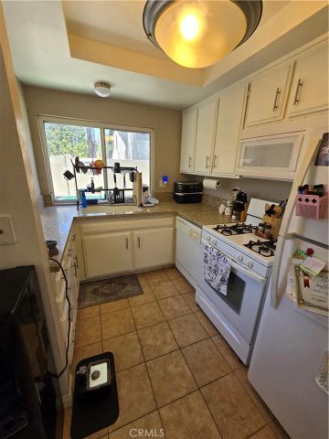 2205 Cahuilla Street, Colton, CA 92324