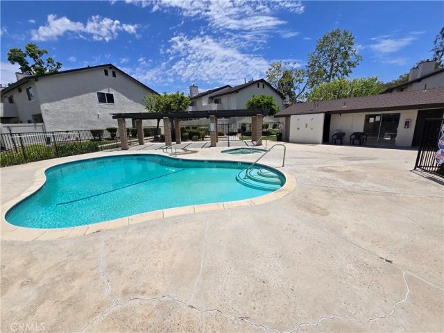 2205 Cahuilla Street, Colton, CA 92324