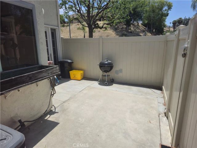 2205 Cahuilla Street, Colton, CA 92324