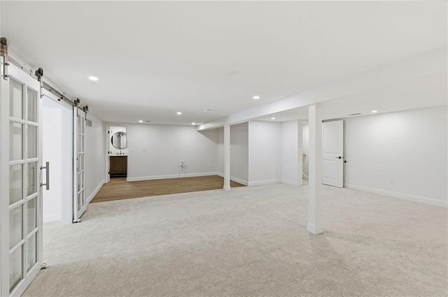 7927 Chadwick Street, Prairie Village, KS 66208