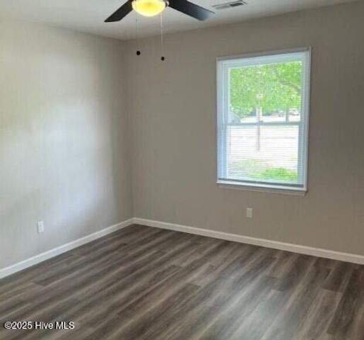 2123 E 4th Street, Greenville, NC 27858