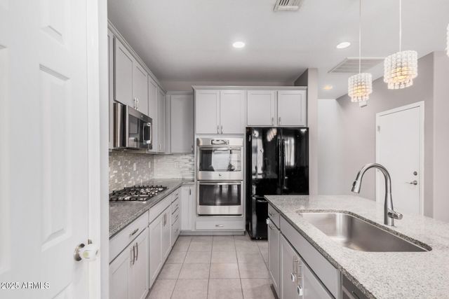 304 N 78TH Place, Mesa, AZ 85207