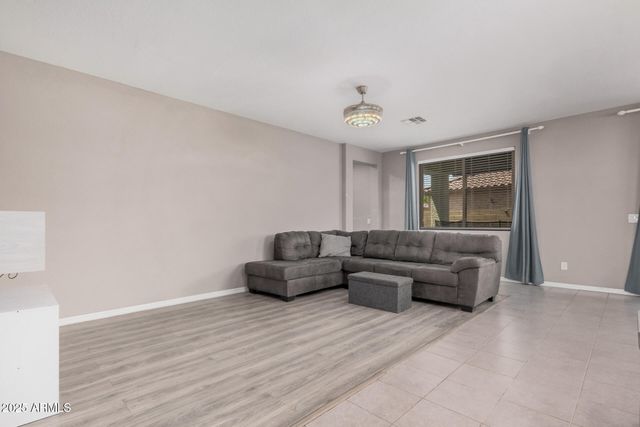 304 N 78TH Place, Mesa, AZ 85207