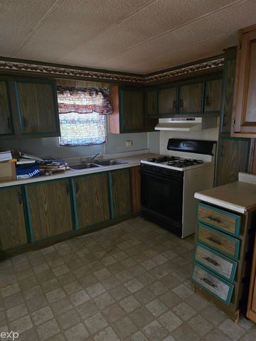 11299 N Porter Street, Bitely, MI 49309