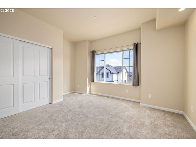 28528 Sw DUNDEE Ln, Wilsonville, OR 97070