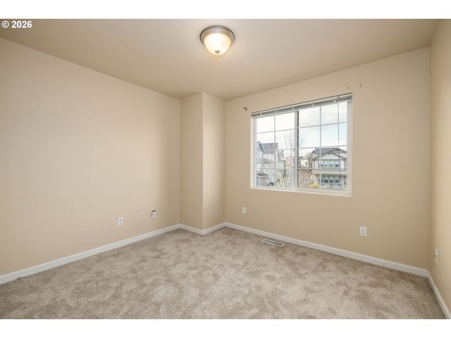 28528 Sw DUNDEE Ln, Wilsonville, OR 97070