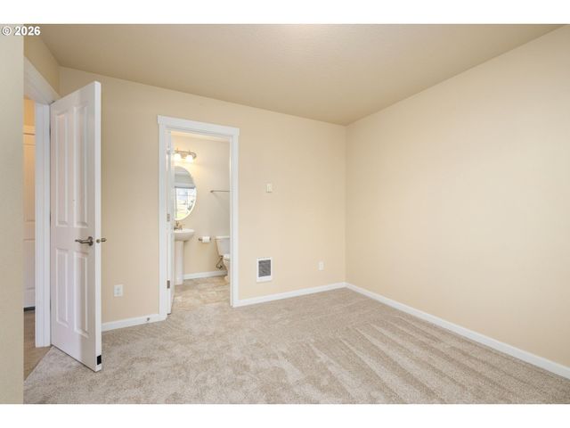 28528 Sw DUNDEE Ln, Wilsonville, OR 97070