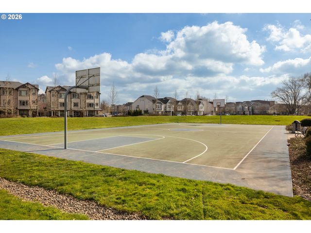 28528 Sw DUNDEE Ln, Wilsonville, OR 97070