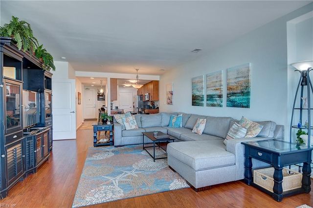 3700 Sandpiper Rd Apt 314, Virginia Beach, VA 23456