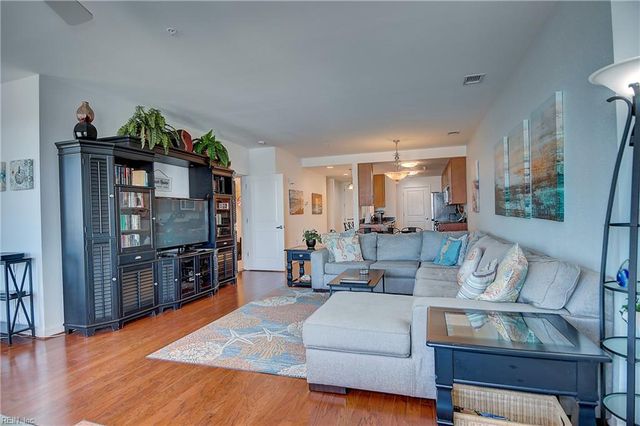 3700 Sandpiper Rd Apt 314, Virginia Beach, VA 23456