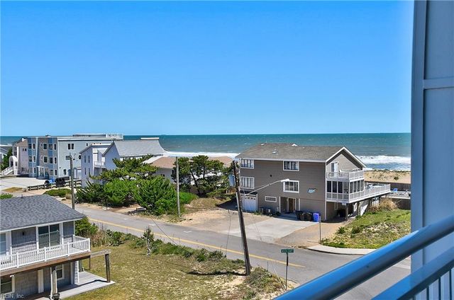 3700 Sandpiper Rd Apt 314, Virginia Beach, VA 23456
