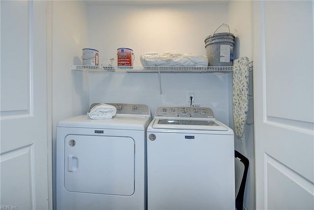 3700 Sandpiper Rd Apt 314, Virginia Beach, VA 23456