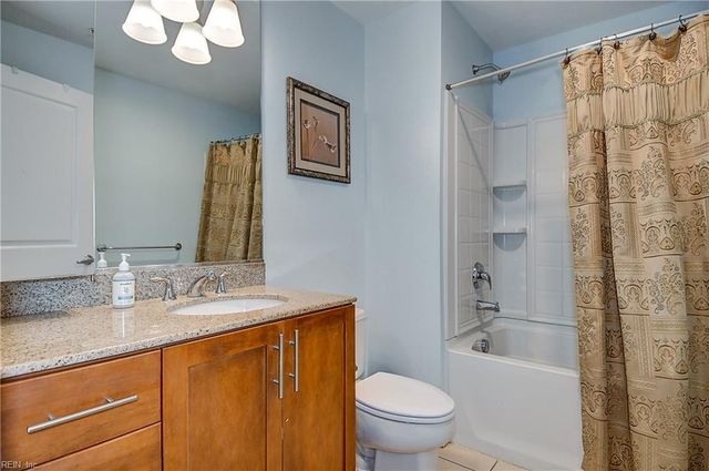 3700 Sandpiper Rd Apt 314, Virginia Beach, VA 23456