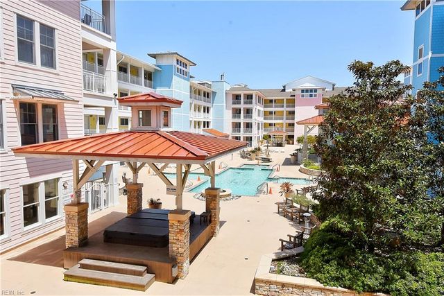 3700 Sandpiper Rd Apt 314, Virginia Beach, VA 23456