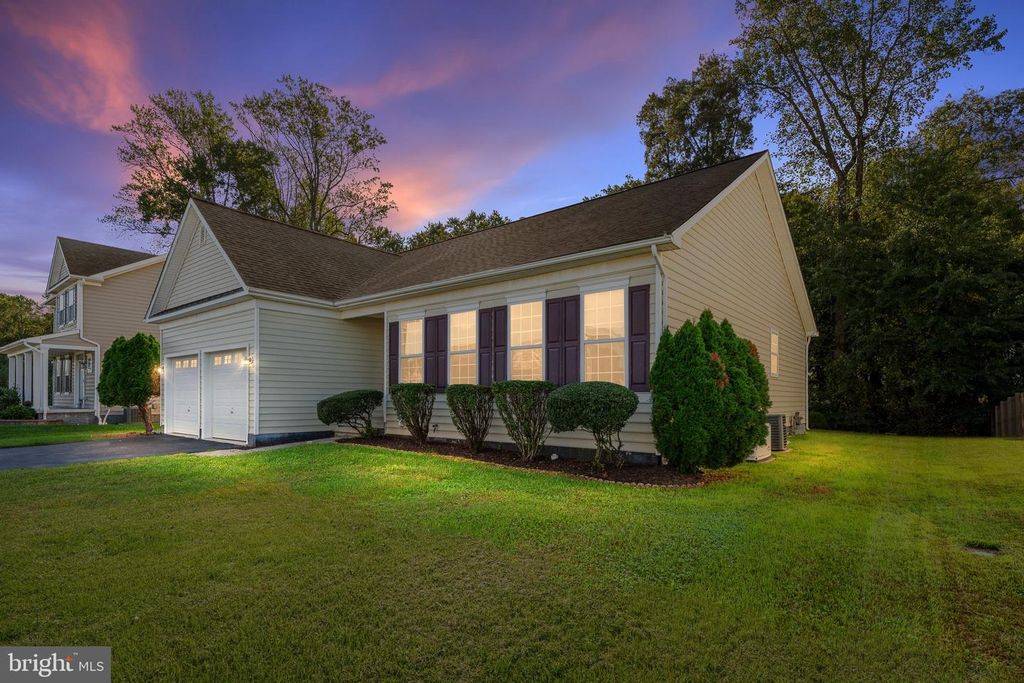 97 PONDS EDGE CT, Felton, DE 19943