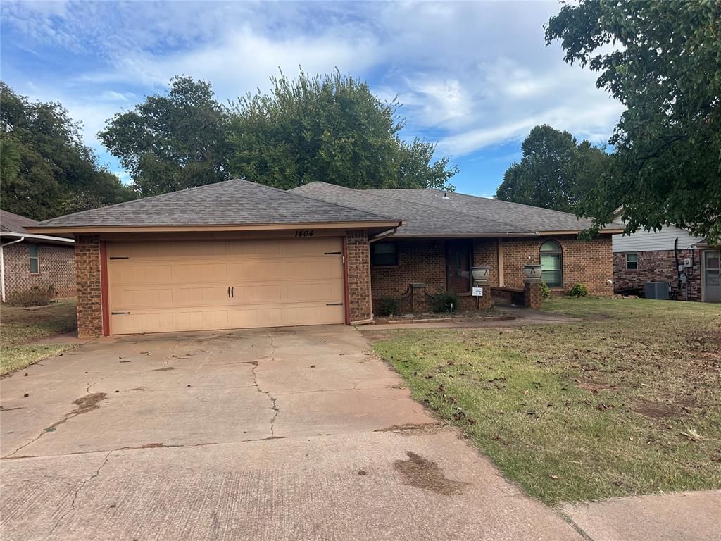 1404 Old Mill Road, Moore, OK 73160