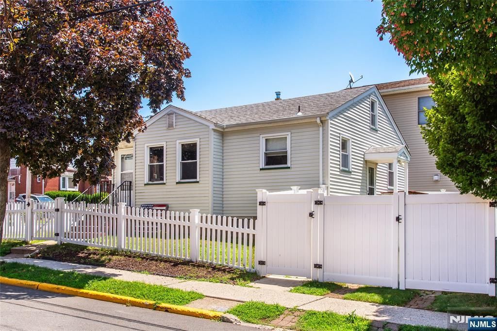 517 1st Street, Carlstadt, NJ 07072