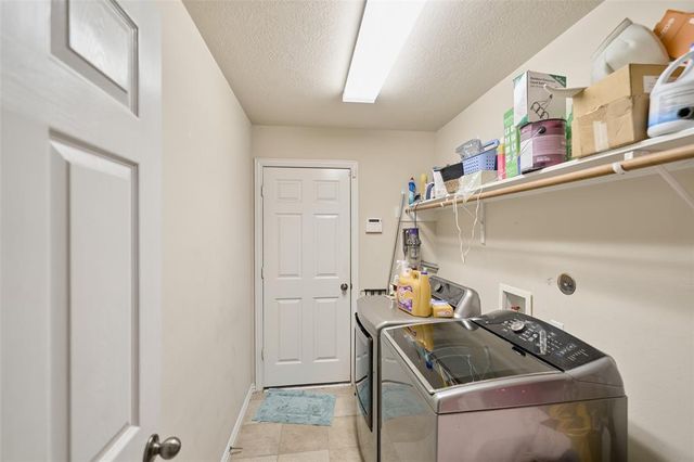 2715 Kingsbury Park Lane, Spring, TX 77386