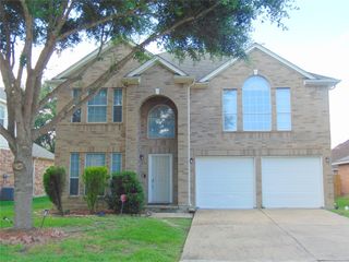 1319 Magnolia Dale Drive, Fresno, TX 77545