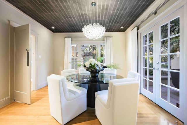 428 Maple Street, Palo Alto, CA 94301