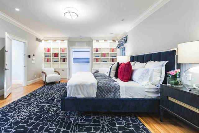 428 Maple Street, Palo Alto, CA 94301