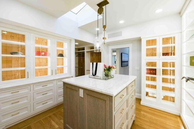 428 Maple Street, Palo Alto, CA 94301