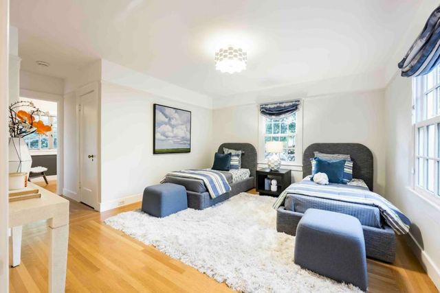 428 Maple Street, Palo Alto, CA 94301