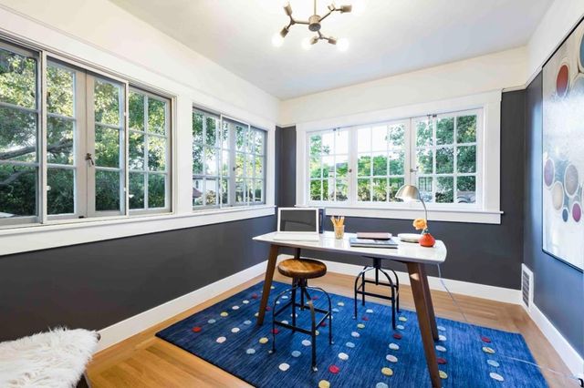 428 Maple Street, Palo Alto, CA 94301