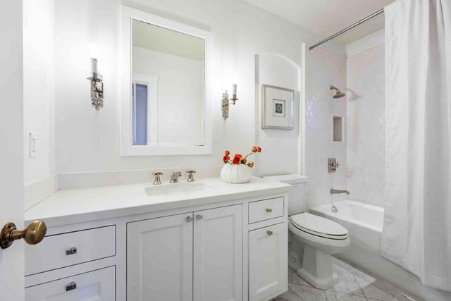 428 Maple Street, Palo Alto, CA 94301