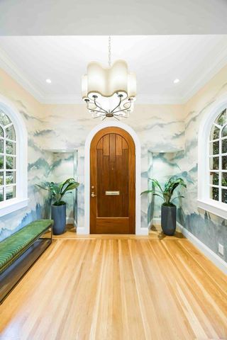 428 Maple Street, Palo Alto, CA 94301