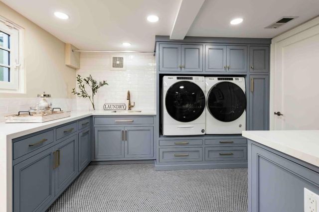 428 Maple Street, Palo Alto, CA 94301