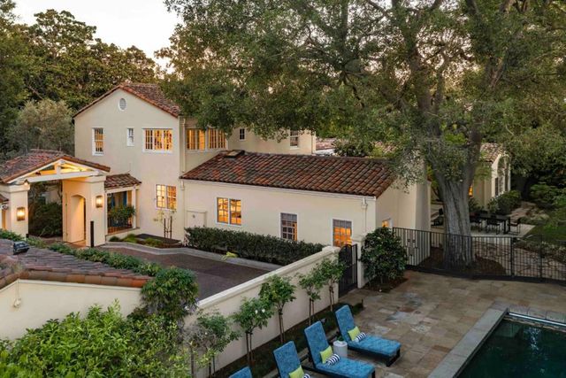 428 Maple Street, Palo Alto, CA 94301