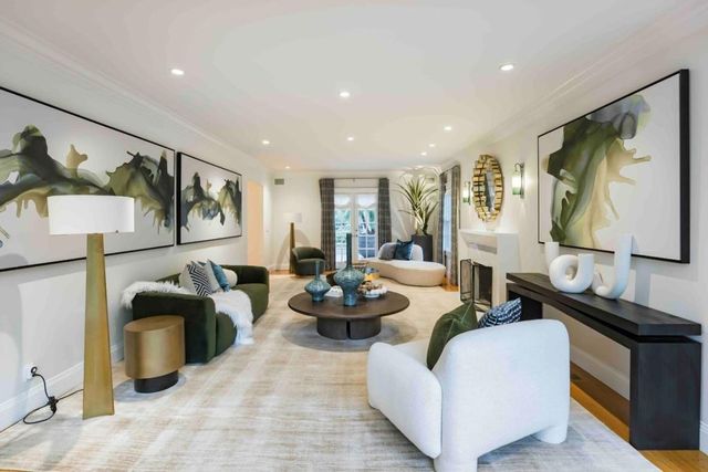 428 Maple Street, Palo Alto, CA 94301