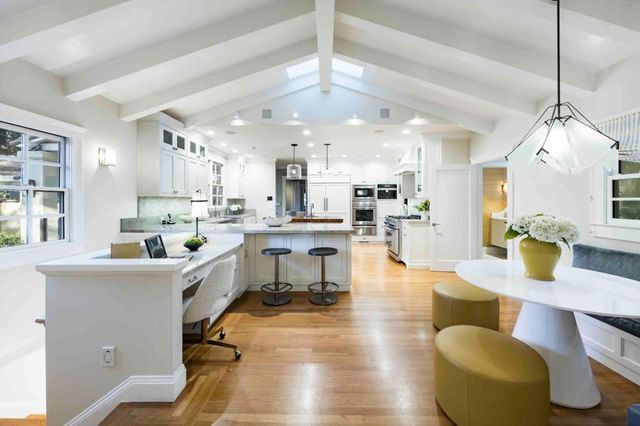 428 Maple Street, Palo Alto, CA 94301