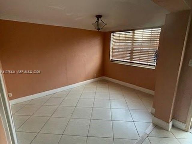 3121 NE 12th Ave 1, Pompano Beach, FL 33064