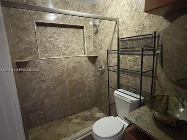 3121 NE 12th Ave 1, Pompano Beach, FL 33064