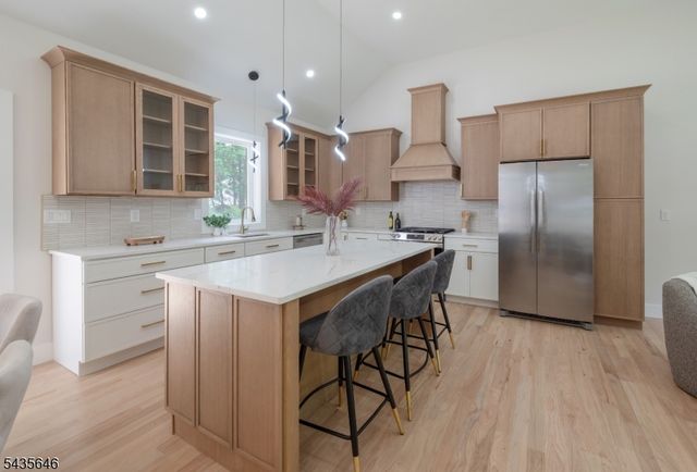 896 Union Valley Rd, West Milford Twp., NJ 07480