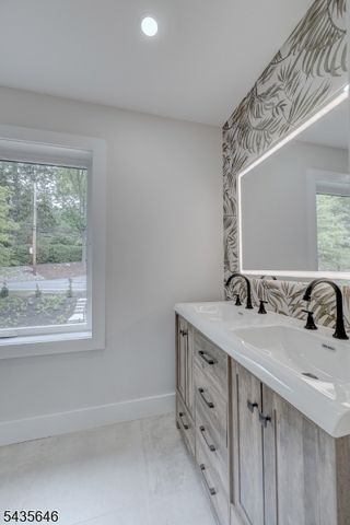 896 Union Valley Rd, West Milford Twp., NJ 07480