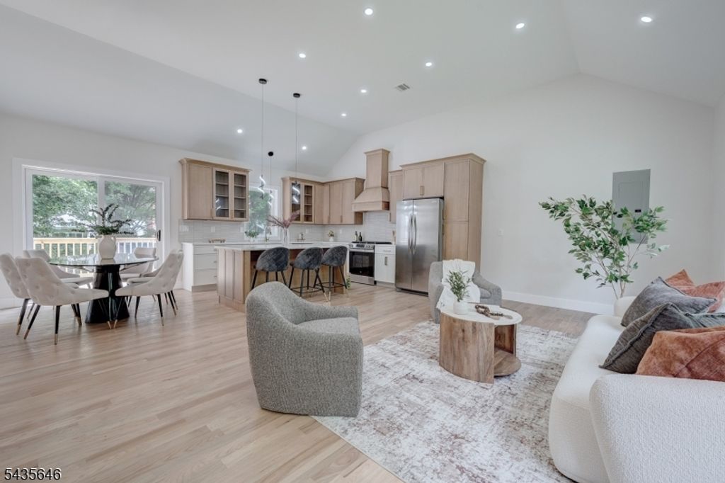 896 Union Valley Rd, West Milford Twp., NJ 07480