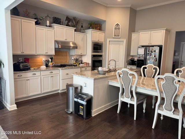 6223 Sierra Dr Drive, Olive Branch, MS 38654