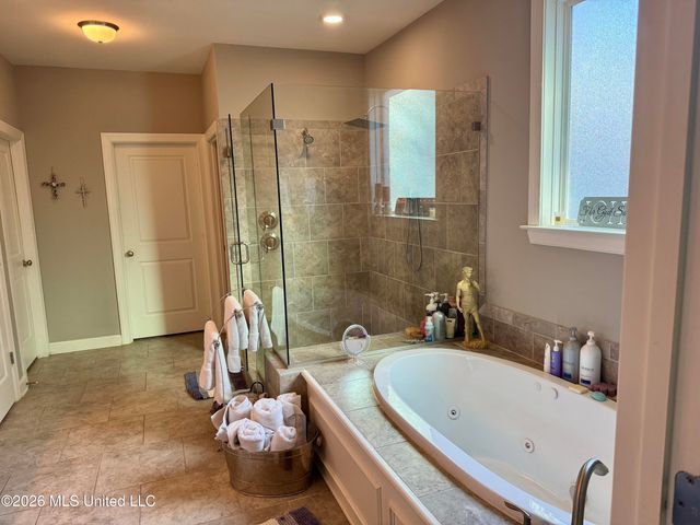 6223 Sierra Dr Drive, Olive Branch, MS 38654