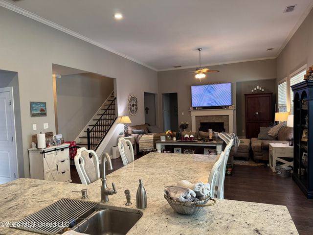 6223 Sierra Dr Drive, Olive Branch, MS 38654