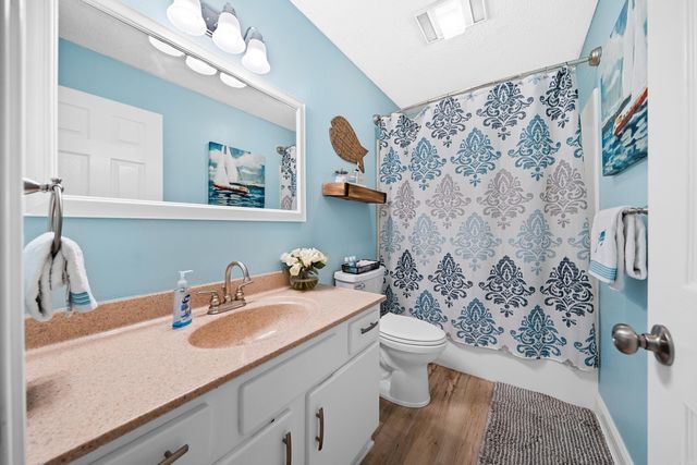 1319 Airport Rd Unit 2F, Hot Springs, AR 71913