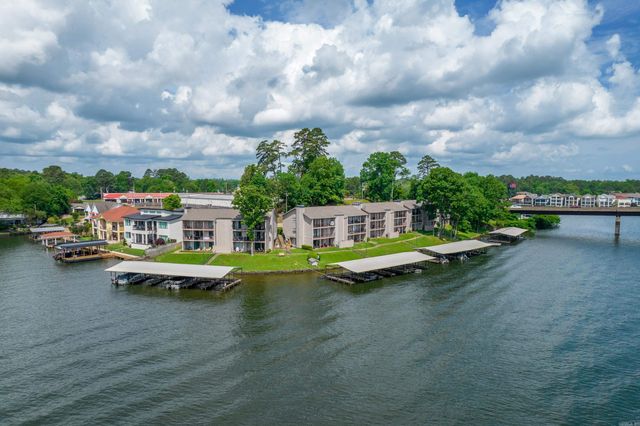 1319 Airport Rd Unit 2F, Hot Springs, AR 71913