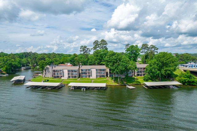 1319 Airport Rd Unit 2F, Hot Springs, AR 71913